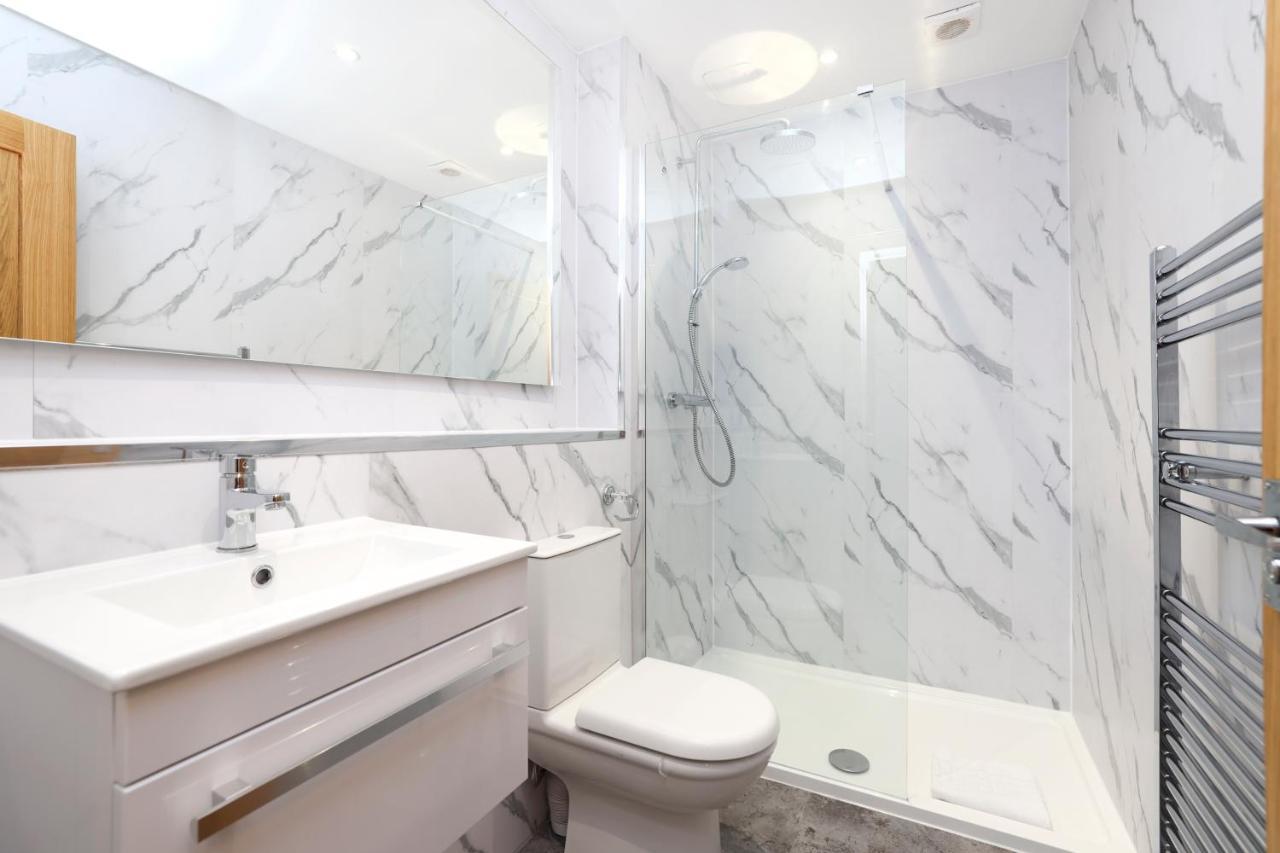 Stunning 2 Bed Apt Nr The Royal Mile & The Castle 에든버러 외부 사진
