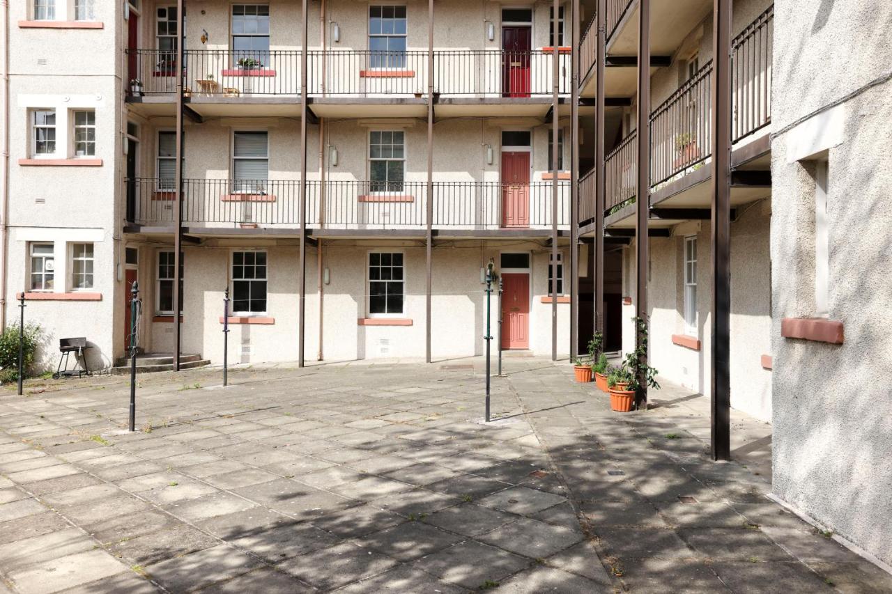 Stunning 2 Bed Apt Nr The Royal Mile & The Castle 에든버러 외부 사진