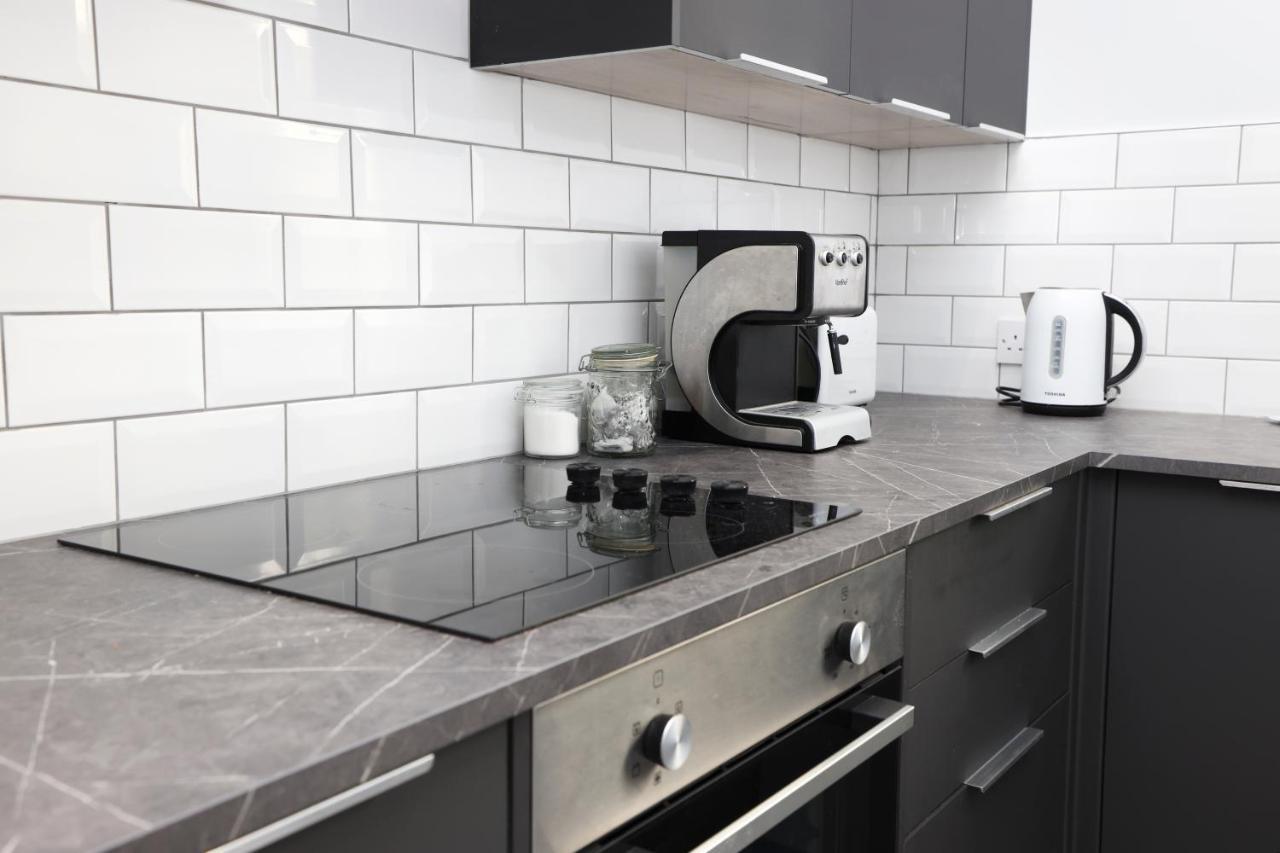Stunning 2 Bed Apt Nr The Royal Mile & The Castle 에든버러 외부 사진