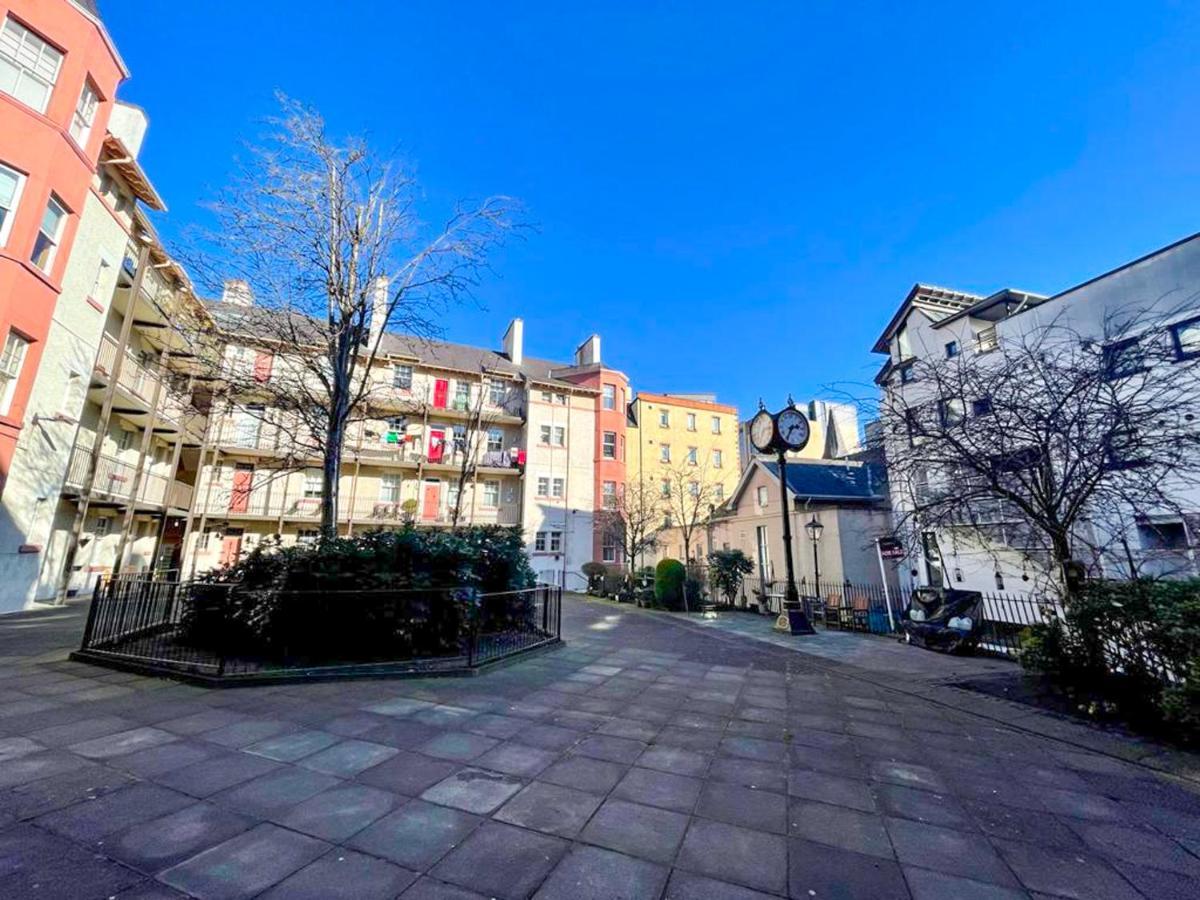 Stunning 2 Bed Apt Nr The Royal Mile & The Castle 에든버러 외부 사진